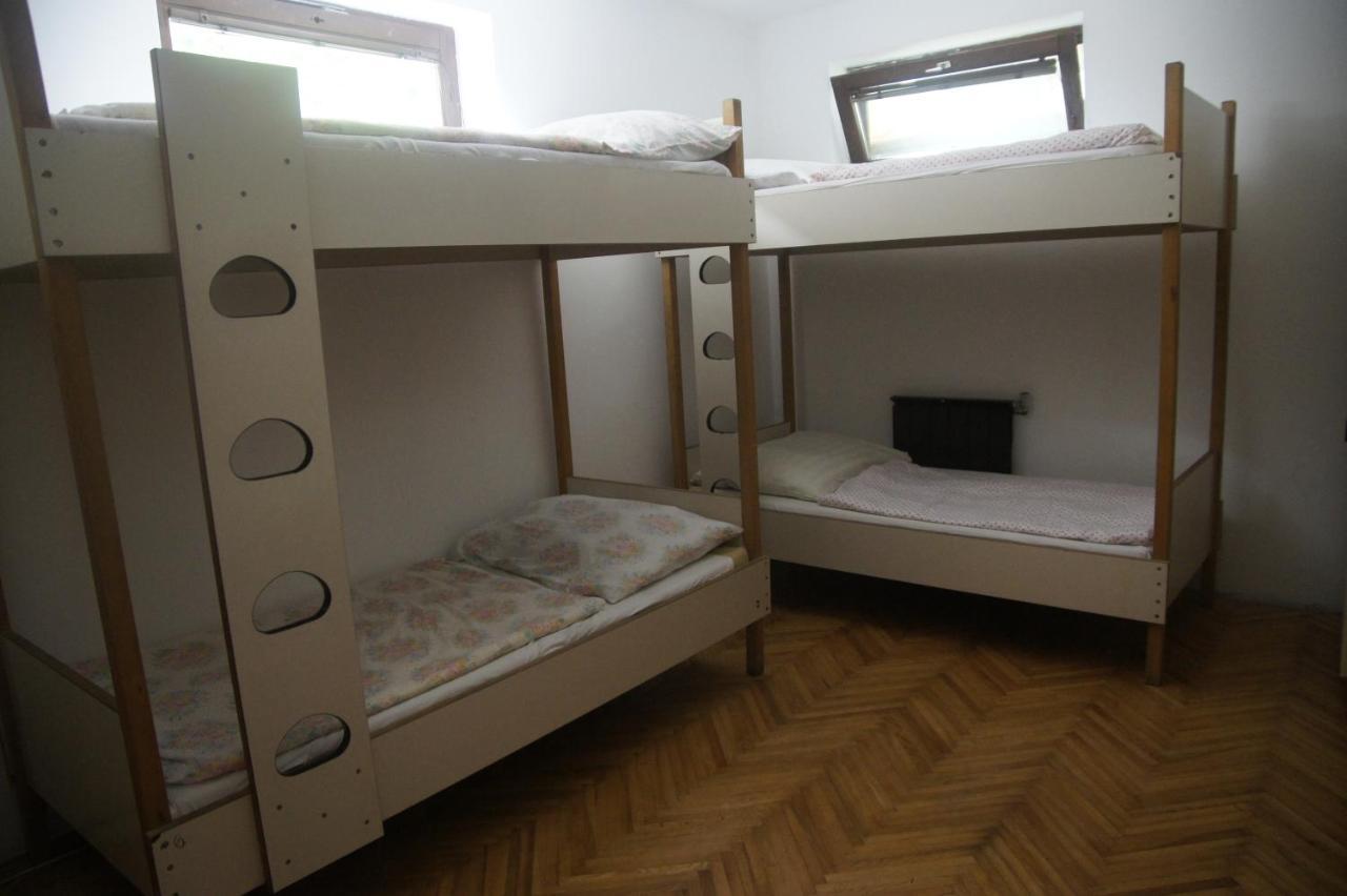 Bed and Breakfast Szuzanna Fenyves Panzio Siófok Exterior foto